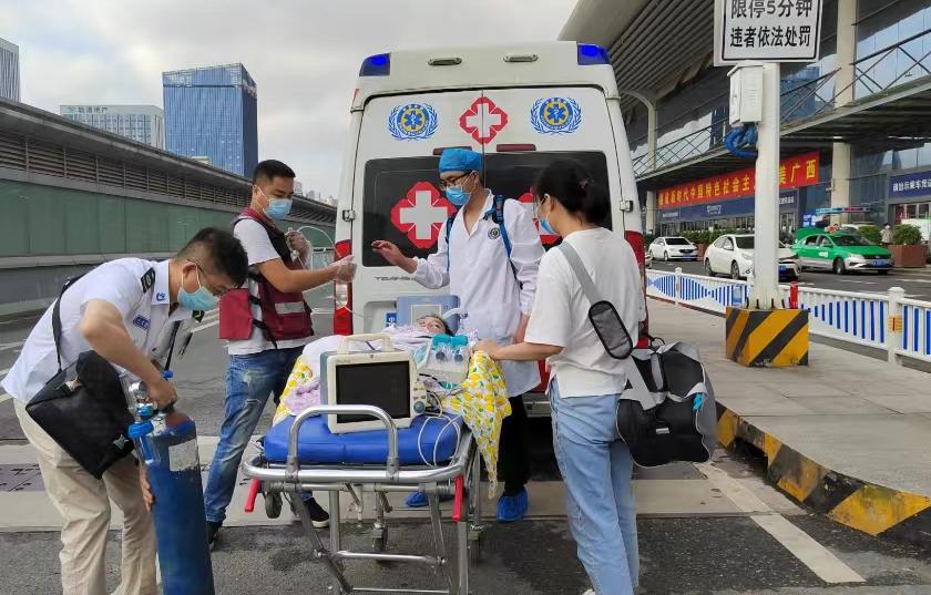 方正县救护车出租公司